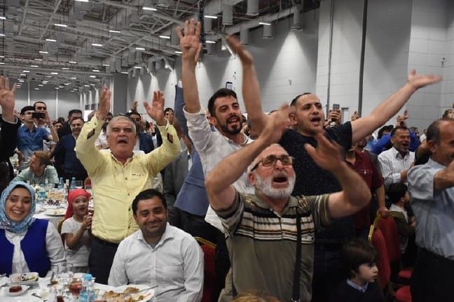 18-06/01/5b11a288e7aa3c0a04d6747d