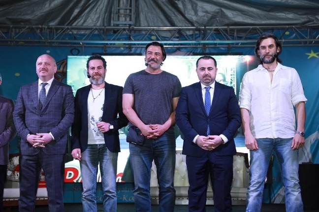 18-06/02/1-1527945599