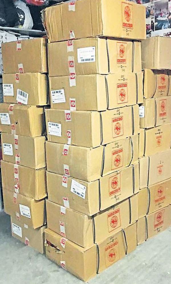 18-06/09/fft16_mf11671233