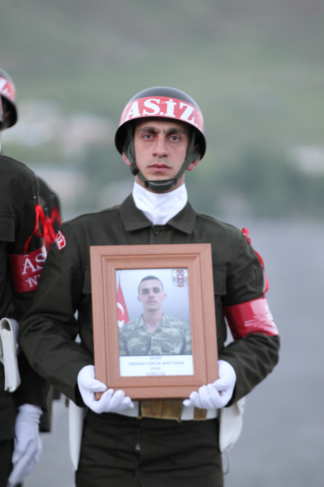 18-06/20/20180620_2_31014807_34864391-1529519156