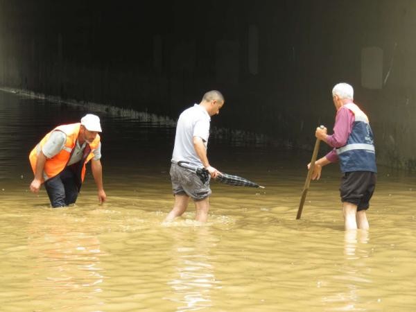 18-06/23/7a83ca40aa746a28e4229fe761e93262-1529753166