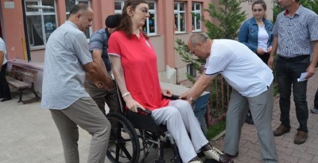 18-06/24/23-1529851269