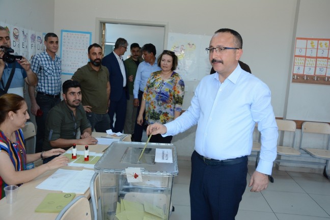 18-06/24/aw427209_01