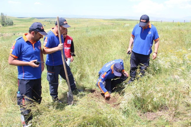 18-06/30/aw432230_05