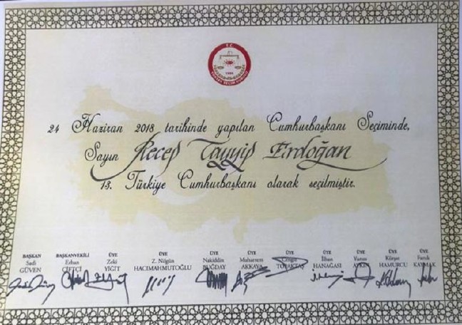 18-07/04/5b3cd7be537a0024bce33efb