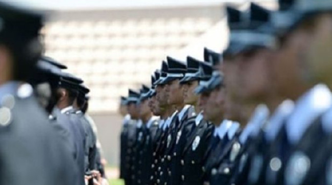 18-07/08/gorevden-ihrac-edilen-polisler