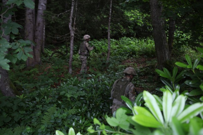 18-07/17/aw445733_02