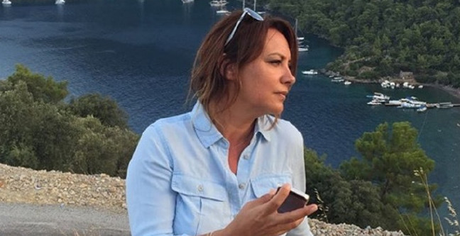 18-07/25/ebru-aykac-kimdir