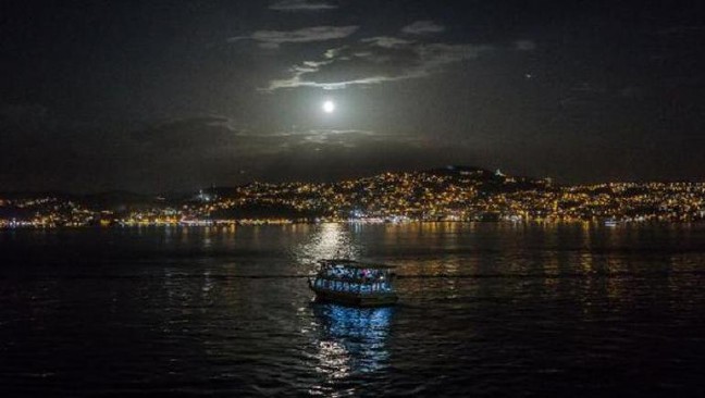 18-07/27/5b5aad2566be5d0914f553a1