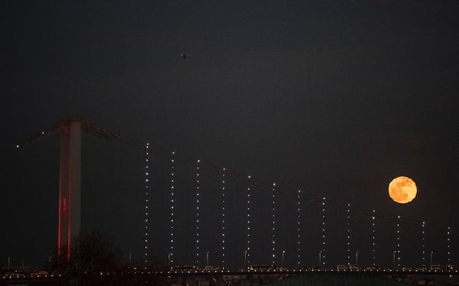 18-07/27/5b5aad2d66be5d0914f553a3