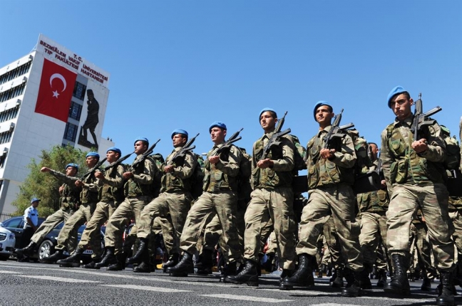 18-07/27/f1df9bd5asker2