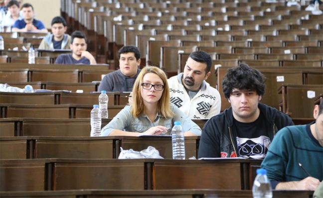 18-08/07/021020171444597223375_2