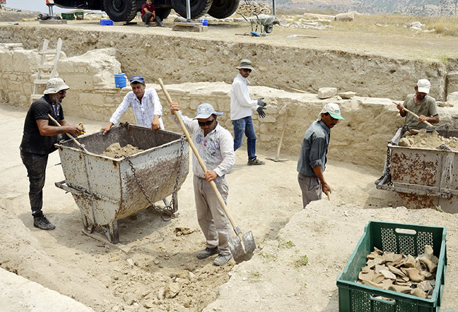 18-08/07/aw462452_01