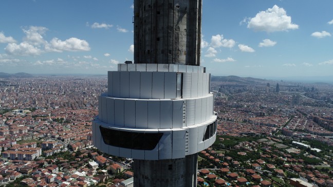 18-08/12/aw466452_01-1