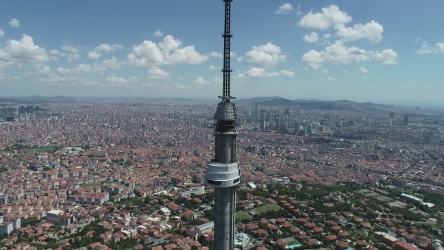 18-08/12/aw466452_05