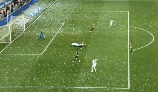 18-08/12/un26h_1534019504_8325