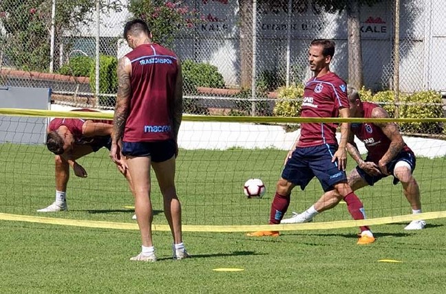 18-08/14/aw468191_01