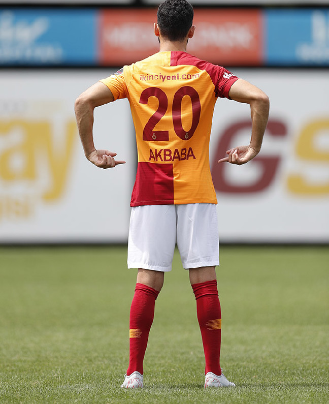 18-08/18/aw472524_02-1534613298