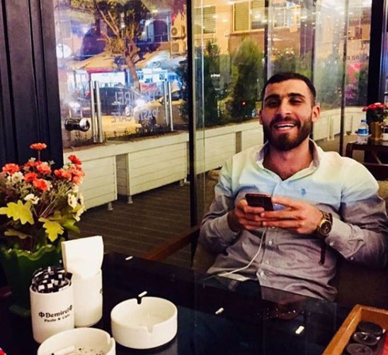 18-08/20/lokomotifin-carptigi-otomobildeki-dizi-oyuncusu-oldu-yakinlari-tepki-gosterdi-2-_5527_dhaphoto2