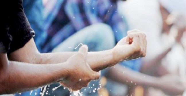 18-08/21/abdest-fazlari