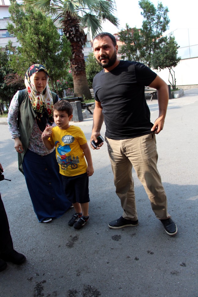 18-08/21/silahli-bayram-kutlamasinda-6-yasindaki-cocuk-yaralandi_7641_dhaphoto2