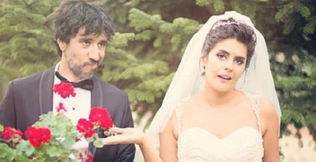 18-08/25/ayca-erturan-kiminle-evli