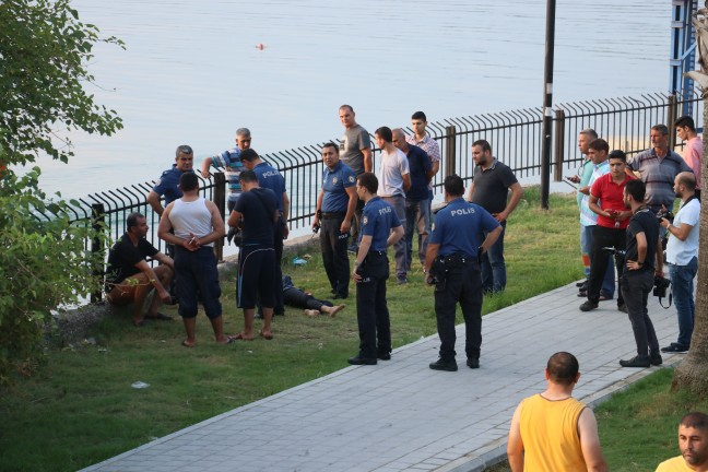 18-08/27/aw476223_02