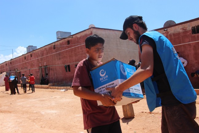 18-09/06/1536215718_idlib_yardimlari_besir_dernegi_6