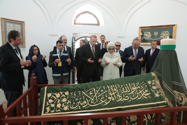 18-10/09/9889c3d6-087f-490a-accd-de2afb5634a6