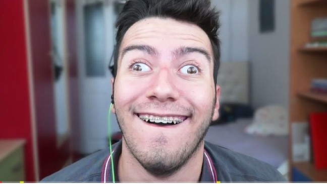 18-10/21/enes-batur_1210445