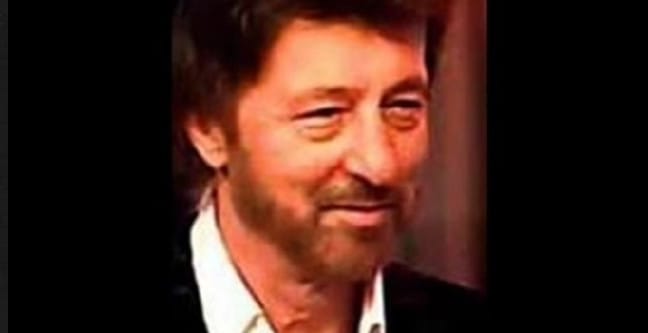 18-10/22/zafer-tekay-kimdir