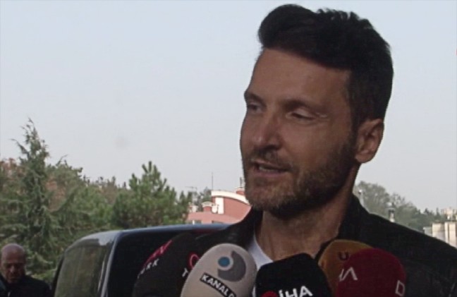 18-10/24/453e18e3-a610-4a6a-8b35-249faa52a67a