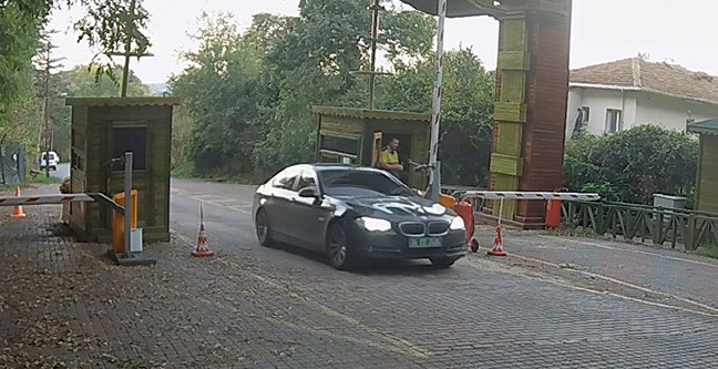 18-10/24/konsolosluk-otomobil