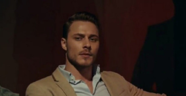 18-10/26/burak-celik-kimdir