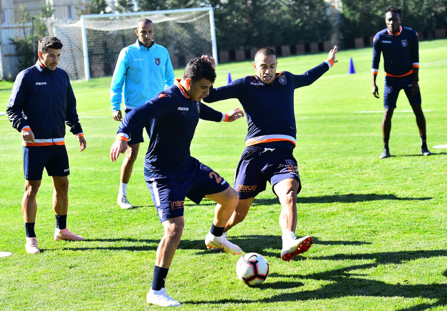 18-10/28/basaksehir-2