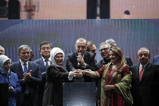 18-10/29/resimid_10764380