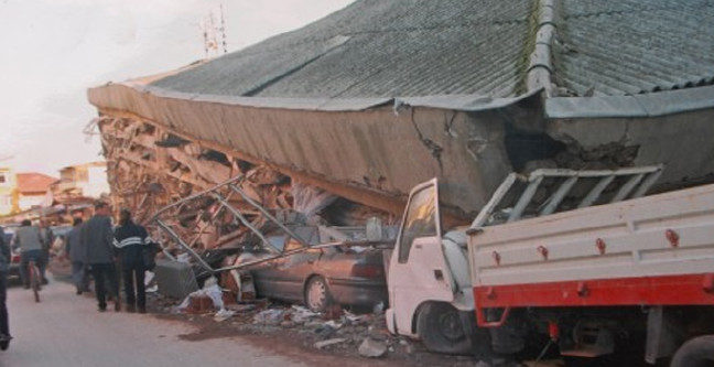 18-11/12/12-kasim-duzce-depremi