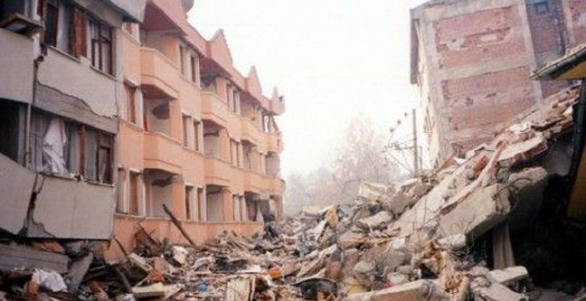 18-11/12/1999-duzce-depremi.jpg
