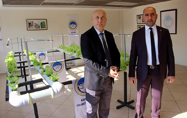 18-11/13/aw543122_01