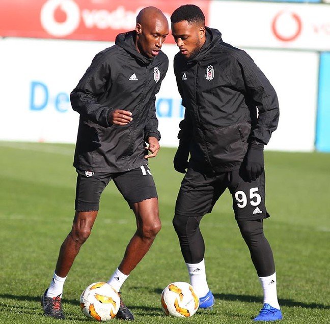 18-12/08/aw565366_02