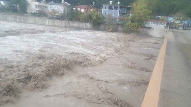 18-12/18/aw573328_01