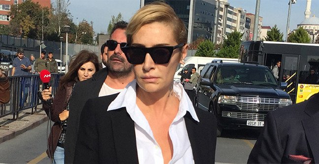 18-12/19/sila-gencoglu