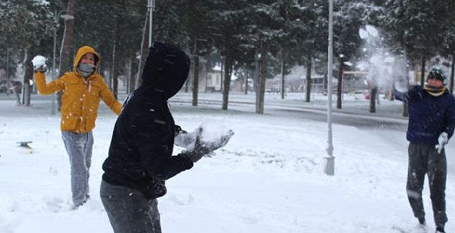 18-12/25/26-aralik-usak-okullar-tatil-mi