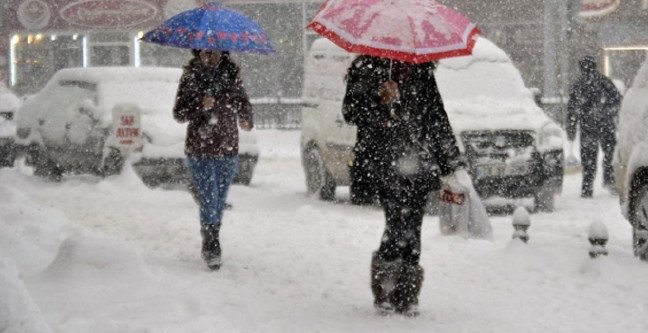 18-12/26/giresunda-27-aralik-yarin-okullar-tatil-mi