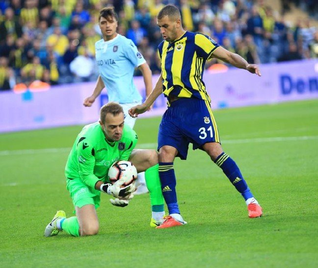 18-12/28/5c26207666a97cc6a4209ef9