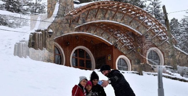 19-01/02/3-ocak-persembe-gunu-sivasta-okullar-tatil-mi-sivas-valiligi-ve-mebden-son-dakika-kar-tatili