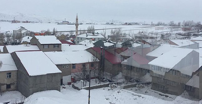 19-01/02/3-ocak-persembe-gunu-sivasta-okullar-tatil-mi-sivas-valiligi