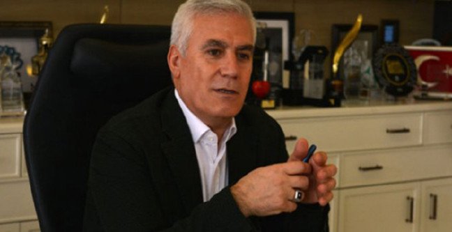 19-01/04/mustafa-bozbey