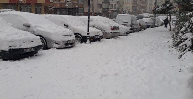 19-01/06/ankarada-yarin-okullar-tatil-mi-7-ocak-ankara-valiligi