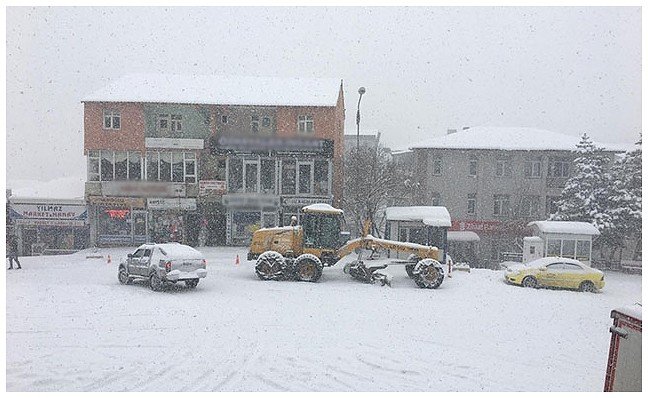 19-01/07/semdinli-de-5-koydeki-okullara-kar-tatili_c6e12